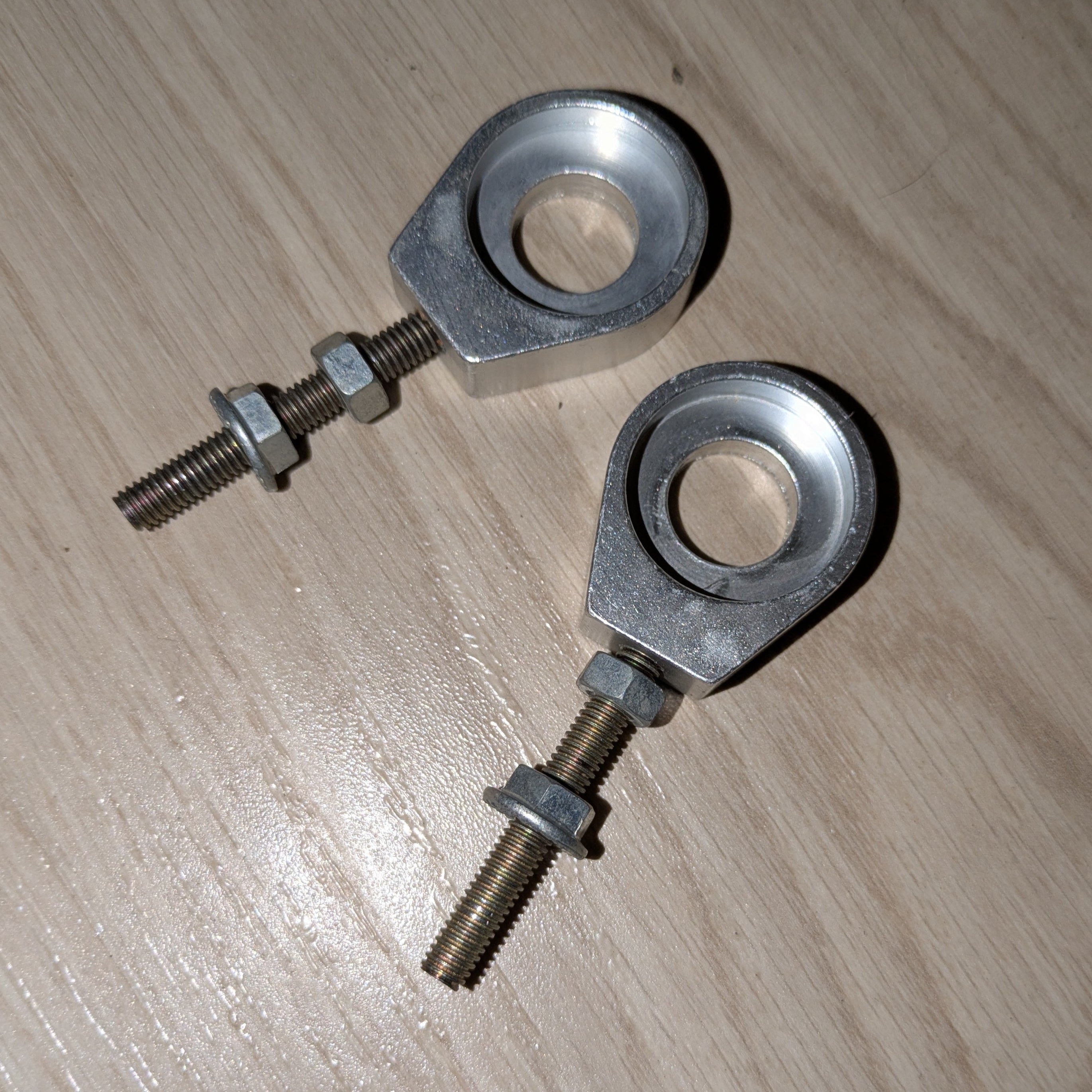 Ketjun kiristimet 12mm