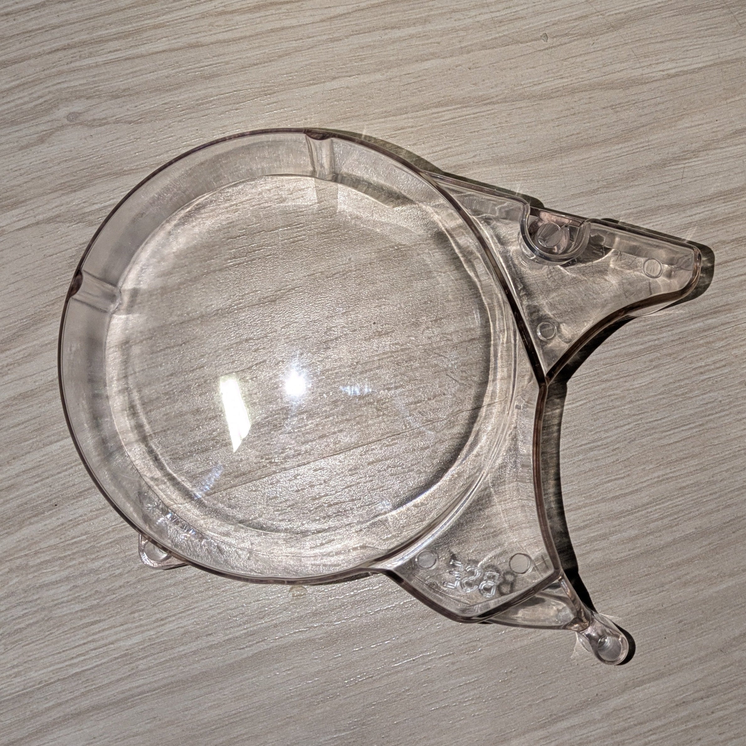 Läpinäkyvä monkeytype magneetonkoppa