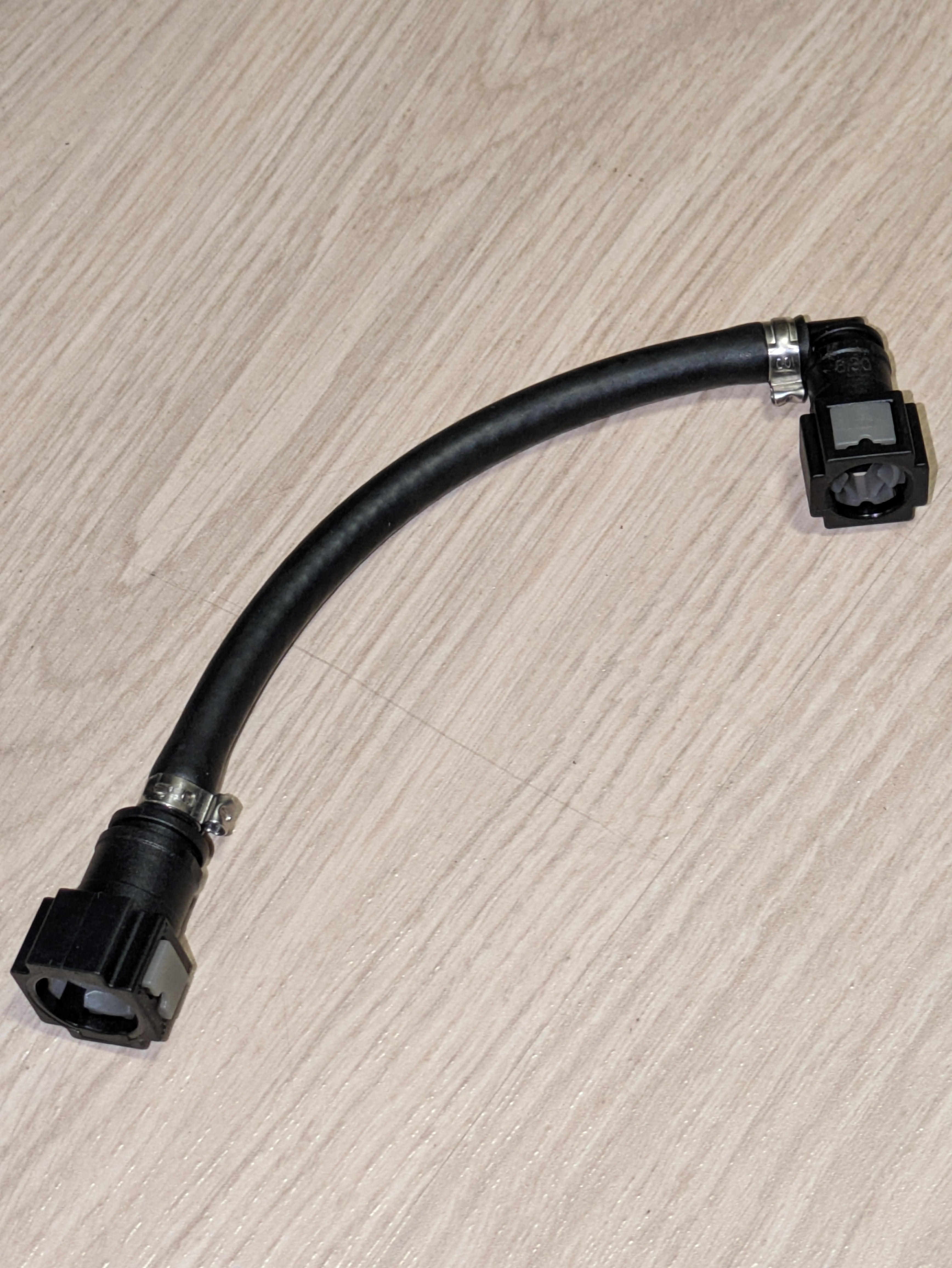 Polttoaineletku pikaliittimillä - Efi manki E5