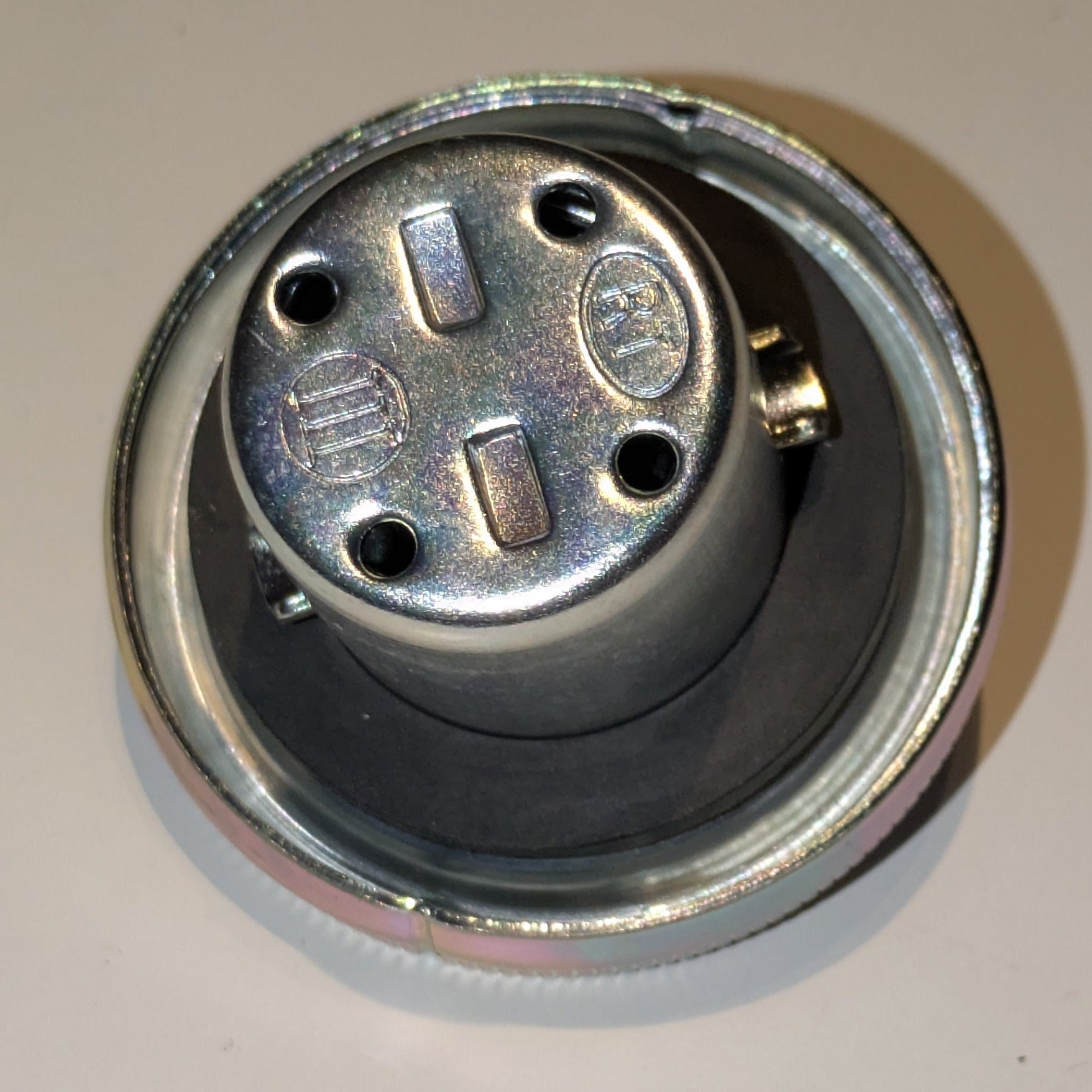 Tankinkorkki - Keeway Hurricane 50 E5