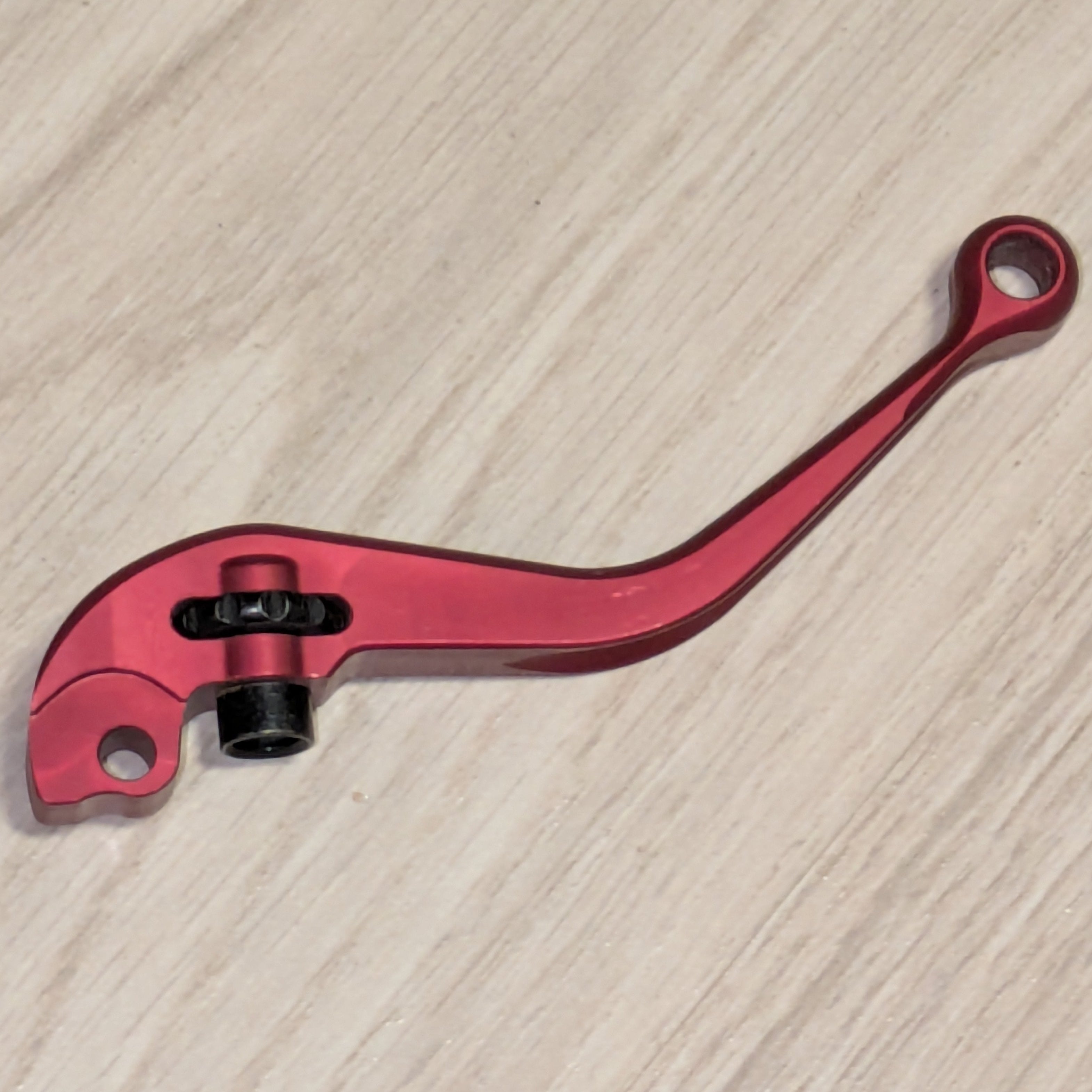 Kytkinvipu cnc - punainen