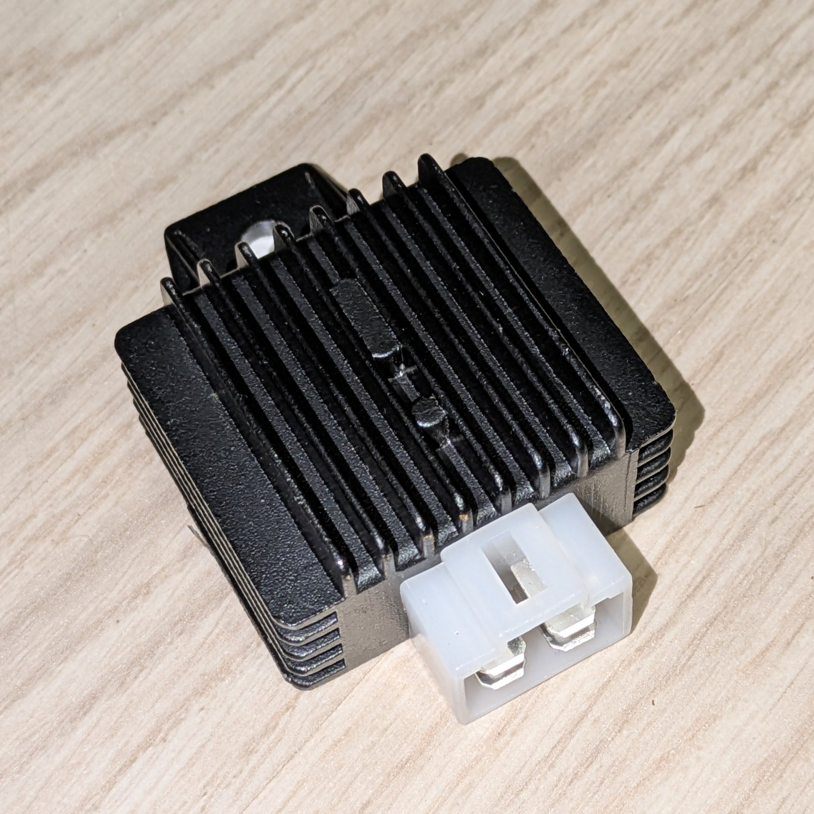 Jännitteensäädin - BSE / Fusion 50-110cc