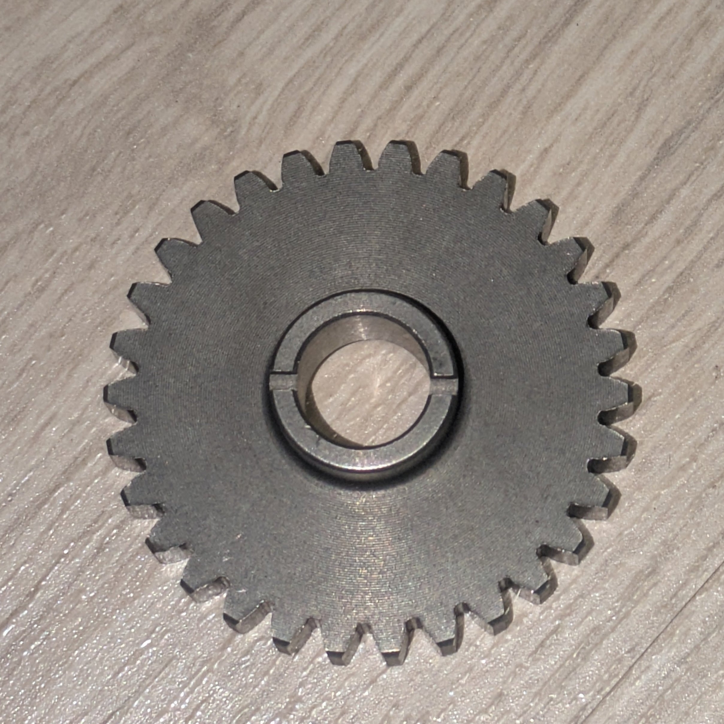 Väliakselin hammasratas - Lifan 140